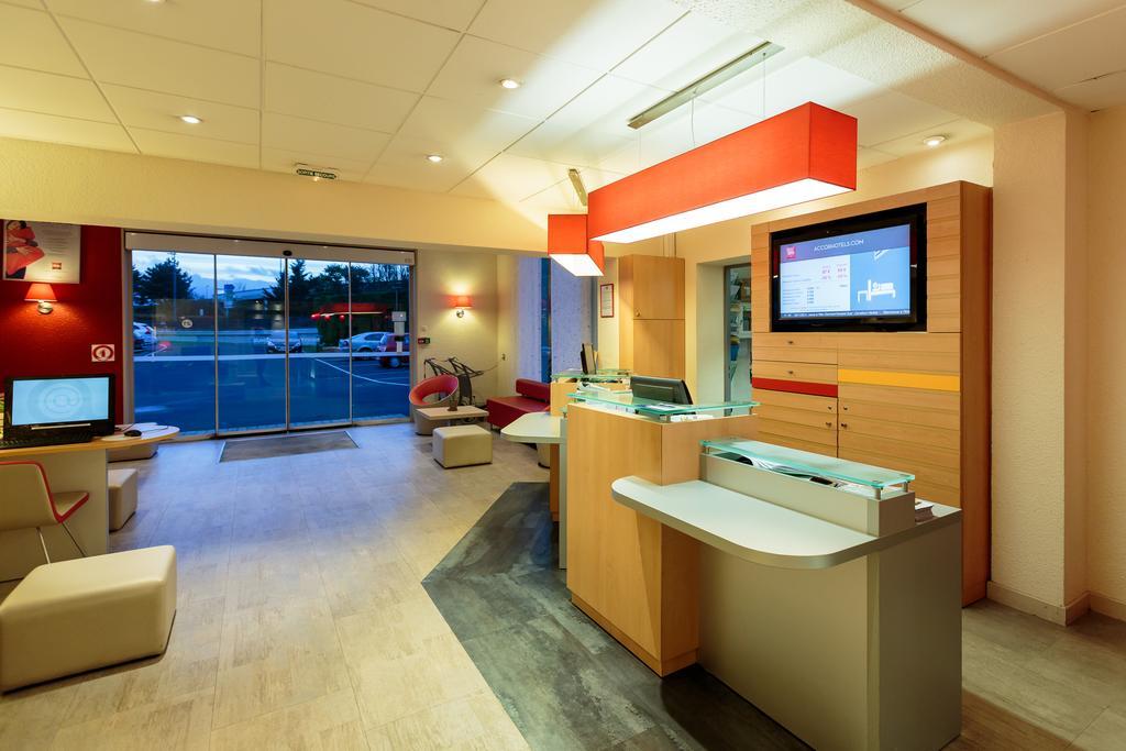 Ibis Clermont Ferrand Sud Herbet Екстериор снимка