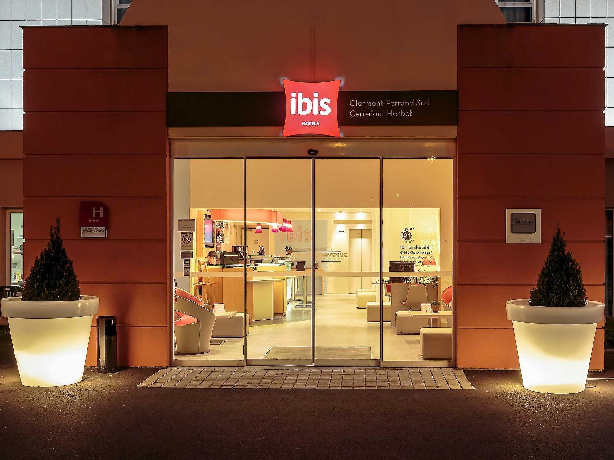 Ibis Clermont Ferrand Sud Herbet Екстериор снимка